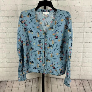 Beachlunchlounge Blue Floral Button Up Top Size Small